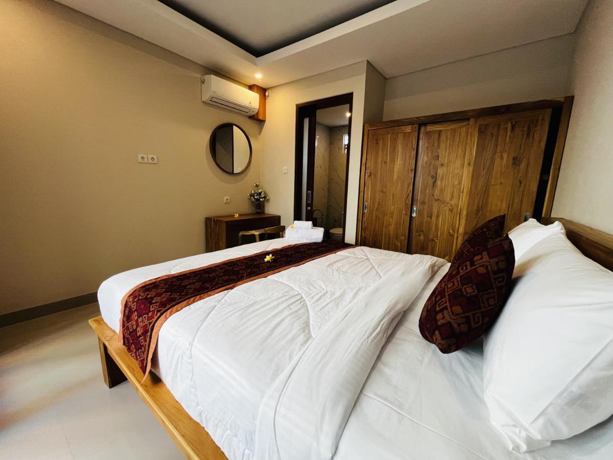 Cecillia Guesthouse Canggu Exterior photo