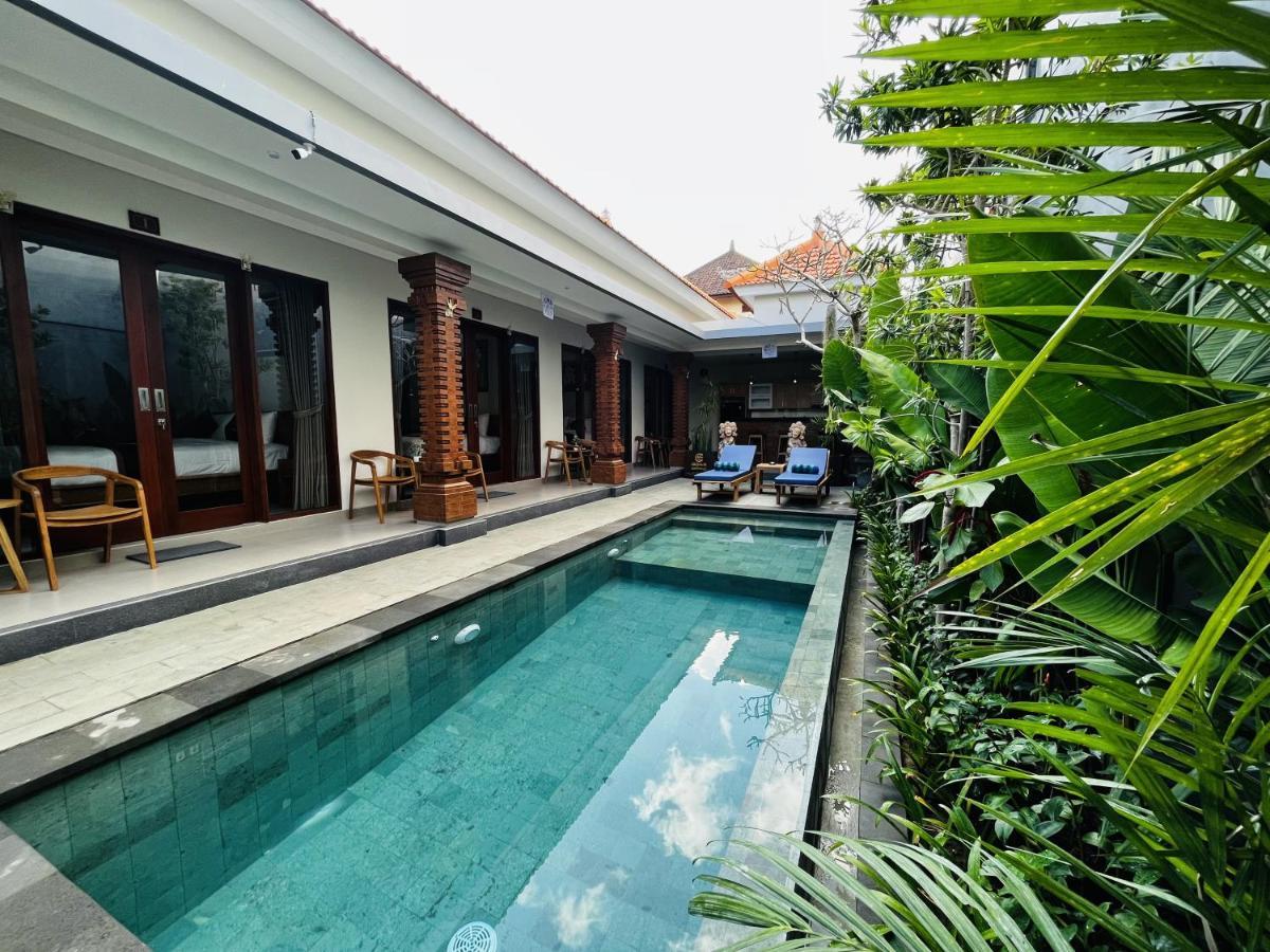 Cecillia Guesthouse Canggu Exterior photo